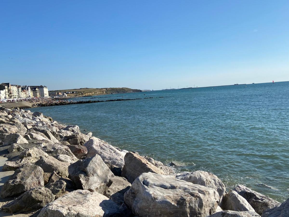 Chambre Tout Confort Avec Commodites Espace Repas Wifi Parking Wimereux Kültér fotó